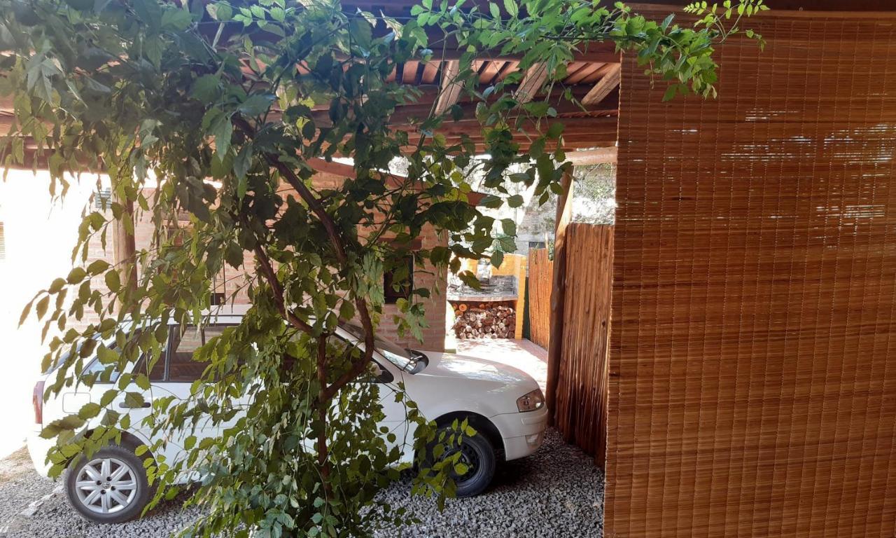 Cabanas Farah Estancia Vieja Ideal Para 2 A 3 Huespedes فيلا كارلوس باز المظهر الخارجي الصورة